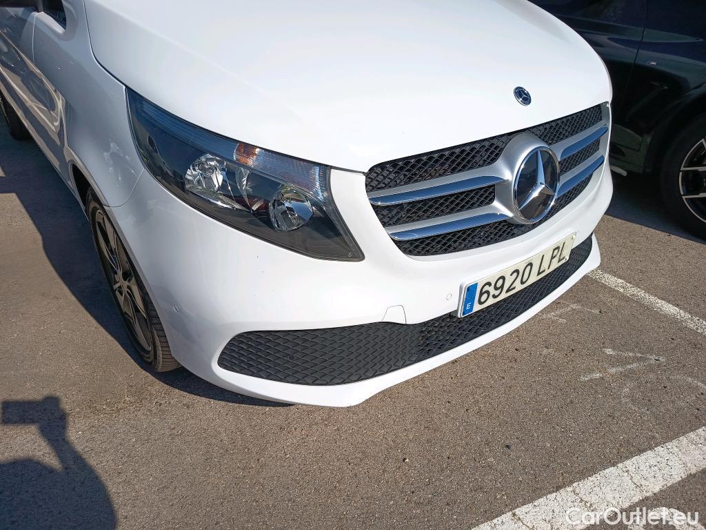  Mercedes  V-Klasse MERCEDES-BENZ Clase V / 4P / combi 220 d  Largo 160 CV #9