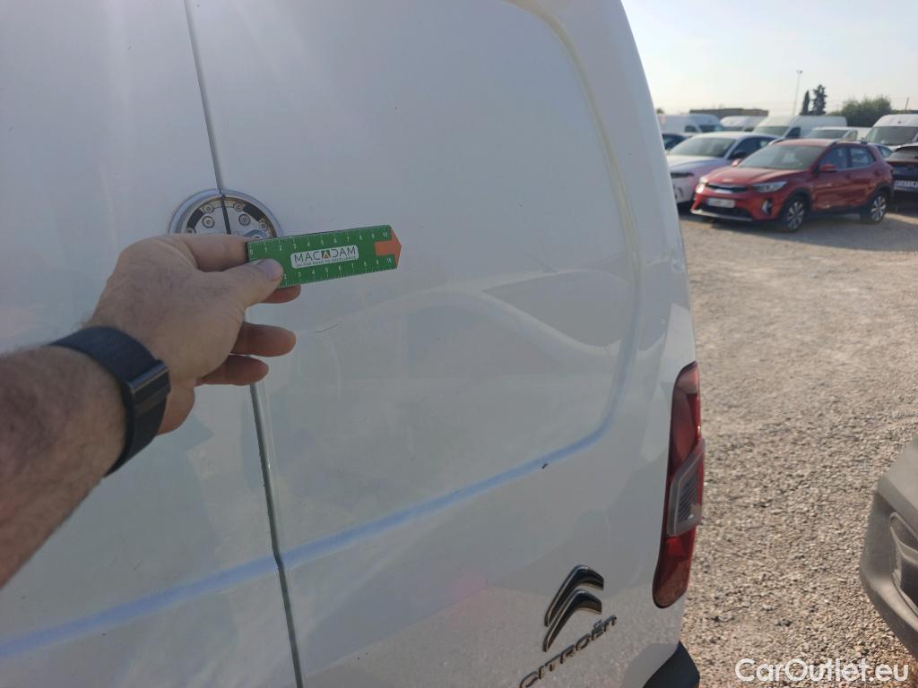  Citroen  Berlingo CITROEN  / 4P / Talla M BlueHDi 100 CV CLUB #32