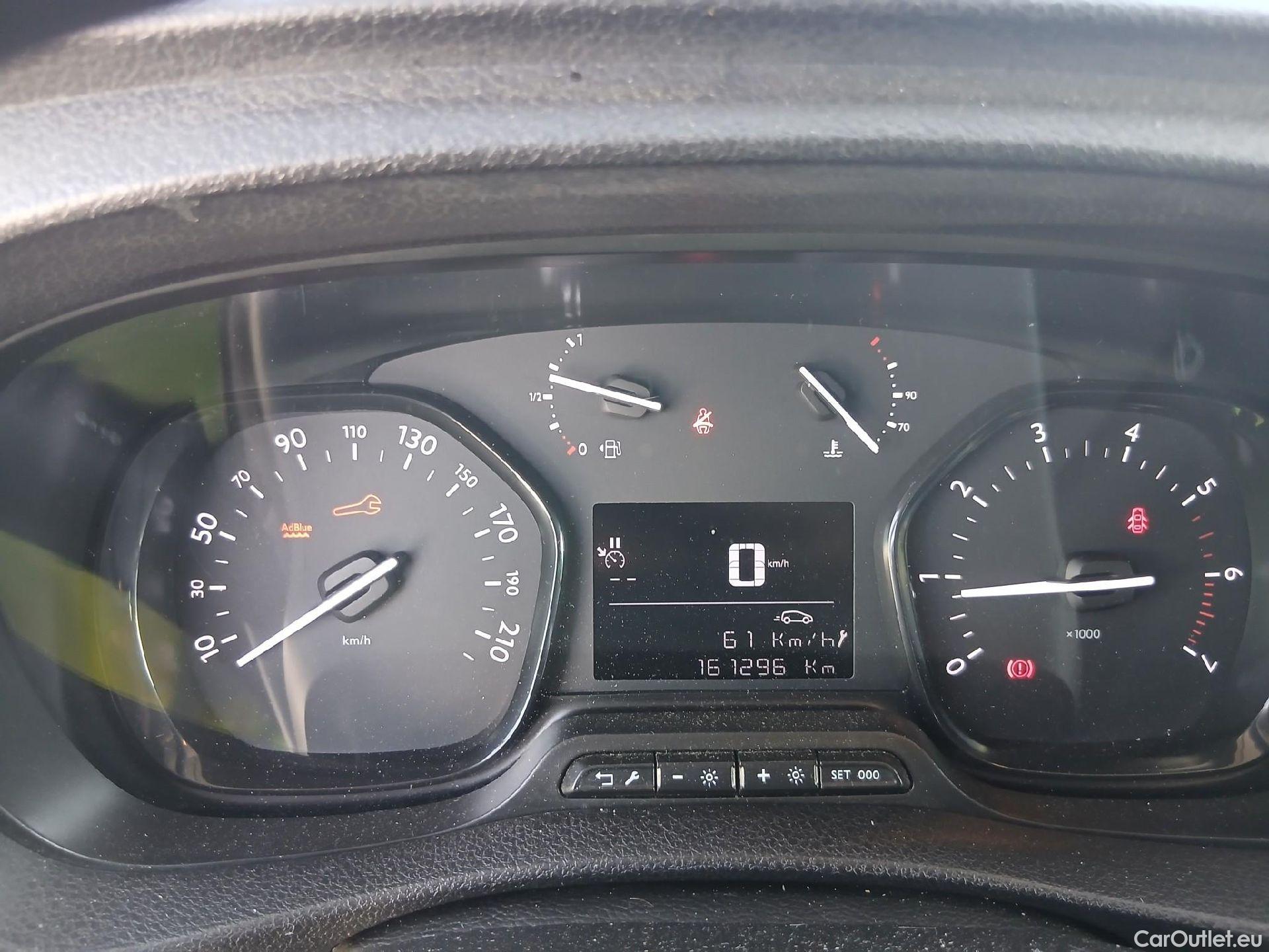  Opel  Vivaro OPEL  / 4P / combi 1.5 Diésel 120 CV M Std Express #21
