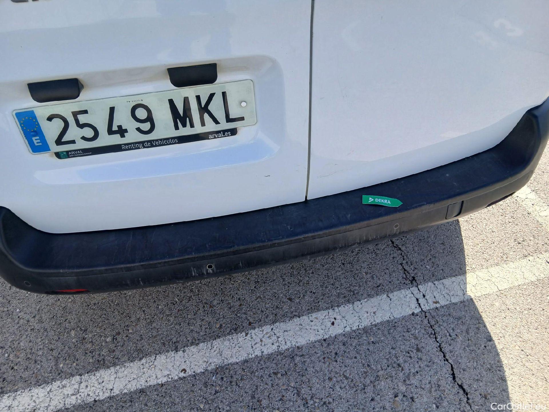  Peugeot  Expert PEUGEOT  / 2016 / 4P / furgón Furgón BlueHDi 120 S&S 6v Standard #23