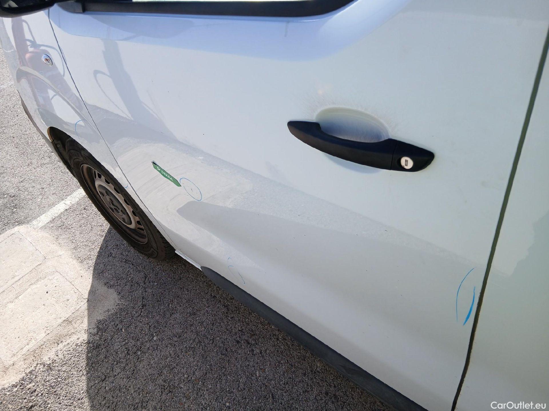 Peugeot  Expert PEUGEOT  / 2016 / 4P / furgón Furgón BlueHDi 120 S&S 6v Standard #13