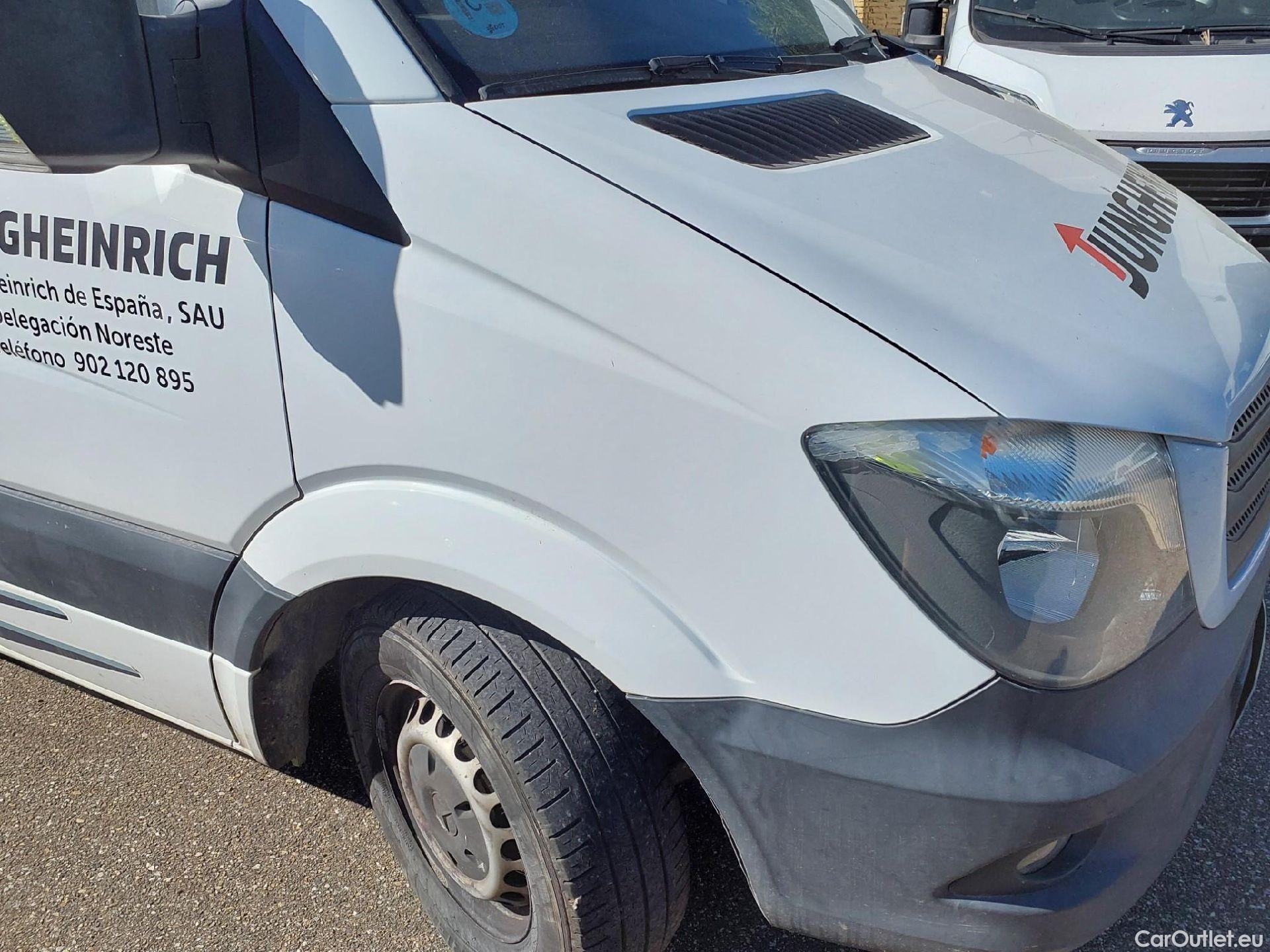  Mercedes  Sprinter MERCEDES-BENZ  / 2013 / 4P / furgón 311 CDI MEDIO 3.5T T. ALTO #27
