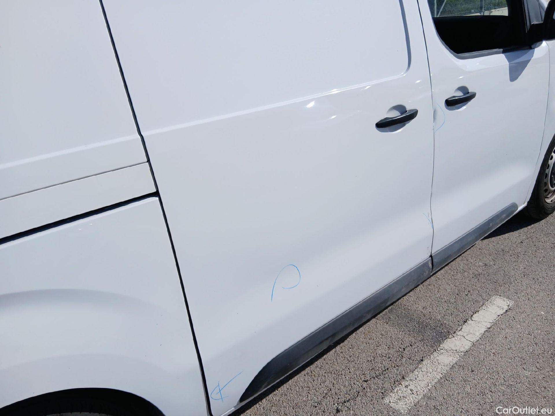  Peugeot  Expert PEUGEOT  / 2016 / 4P / furgón Furgón BlueHDi 120 S&S 6v Standard #43