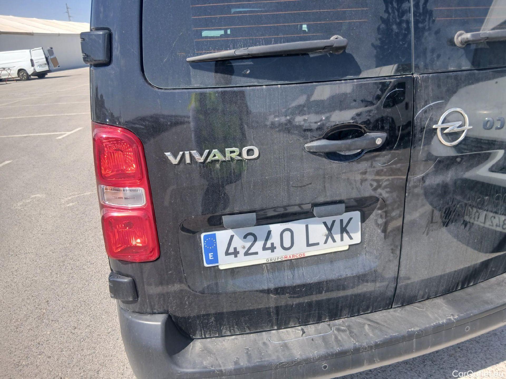  Opel  Vivaro OPEL  / 4P / combi 1.5 Diésel 120 CV M Std Express #8