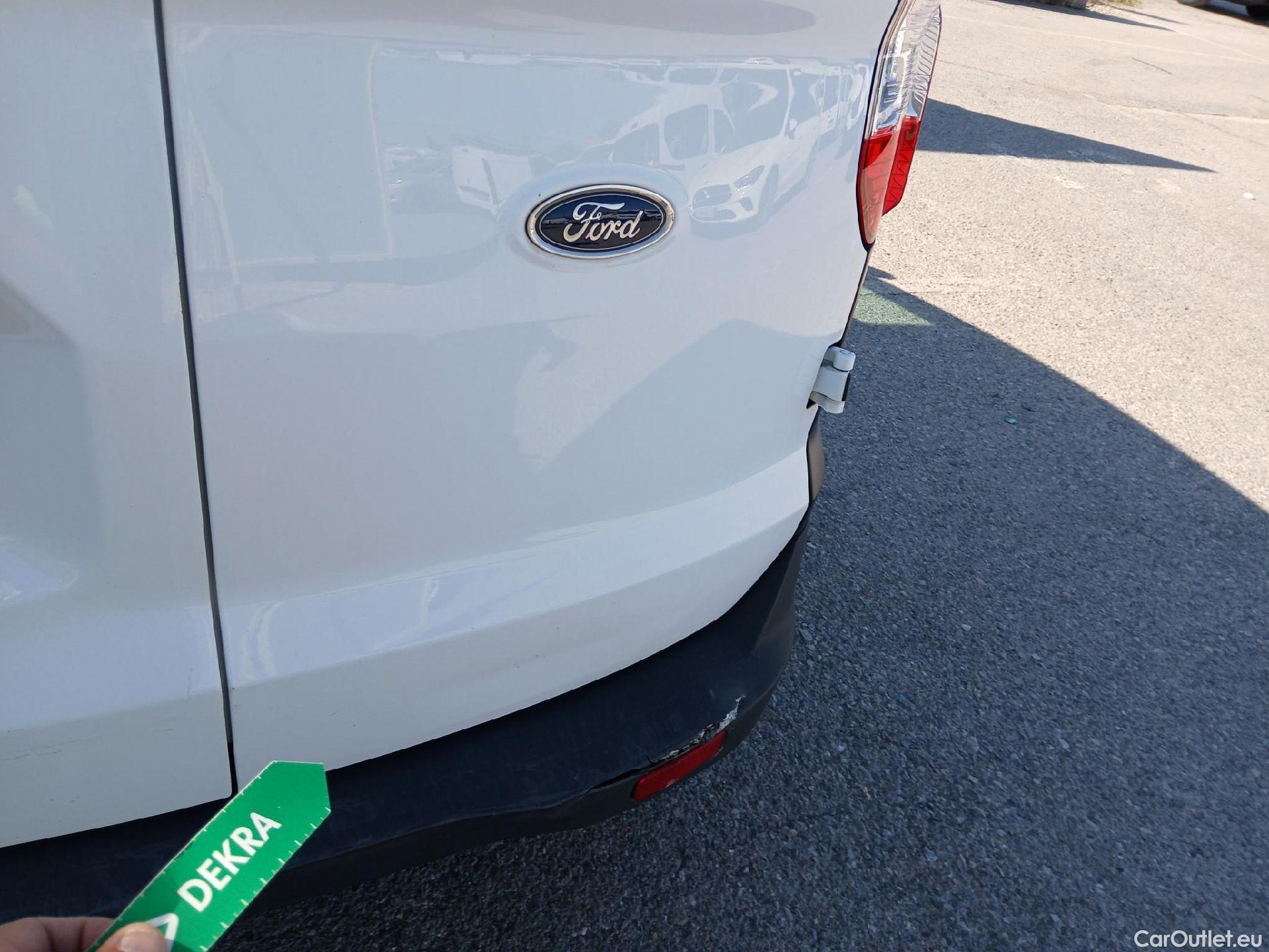  Ford  Transit FORD  Courier/2014/4P/furgón der.turis Van 1.5 TDCi 75kW Trend #36
