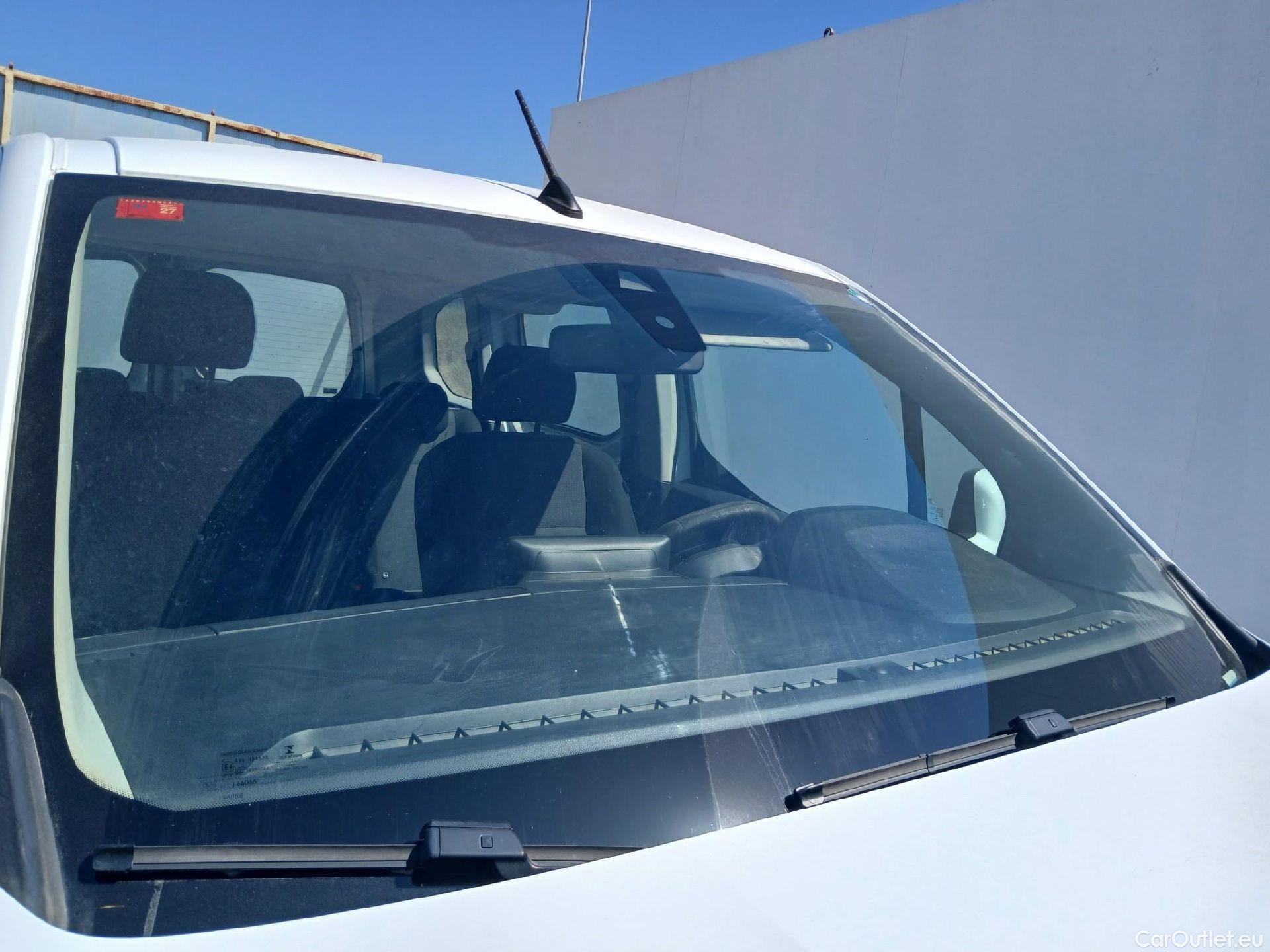  Peugeot  RIFTER PEUGEOT  / 4P / combi Active Standard BlueHDi 100 CV  #20