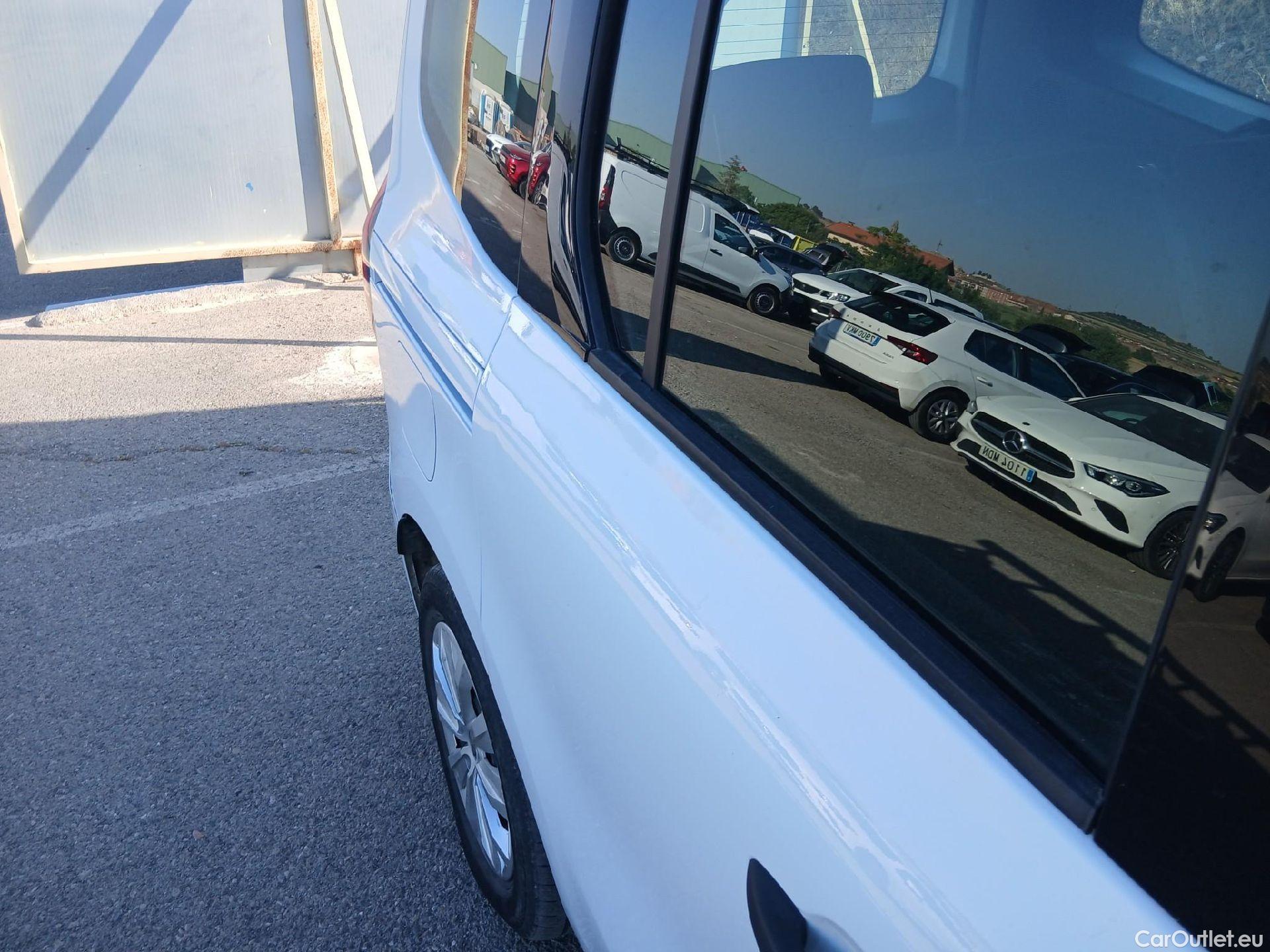  Renault  Kangoo RENAULT  Combi / 2021 / 5P / combi Life Edition One 1.5 Blue dCi 70kW(95CV) (IND)(AC) #20