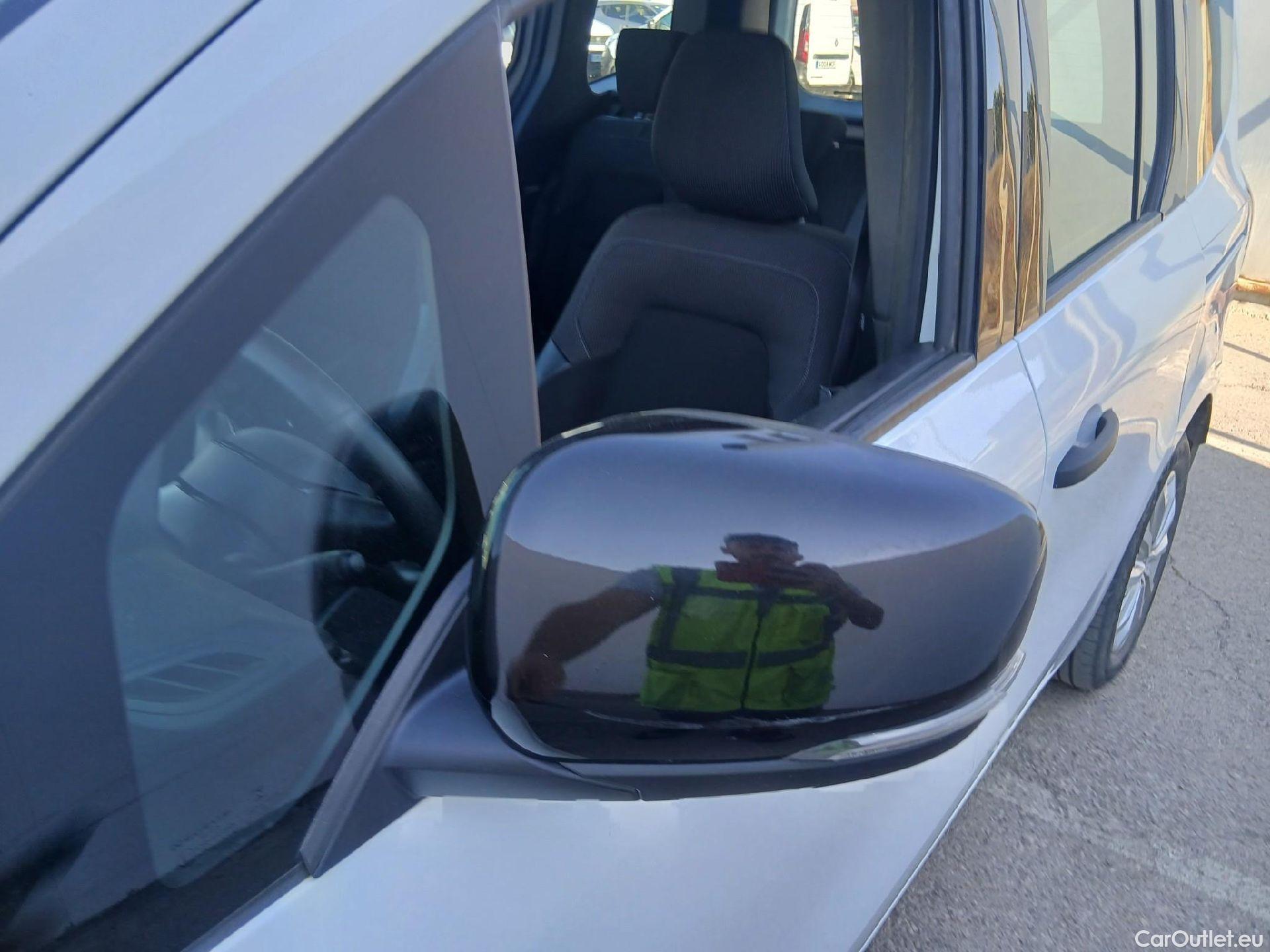  Renault  Kangoo RENAULT  Combi / 2021 / 5P / combi Life Edition One 1.5 Blue dCi 70kW(95CV) (IND)(AC) #10