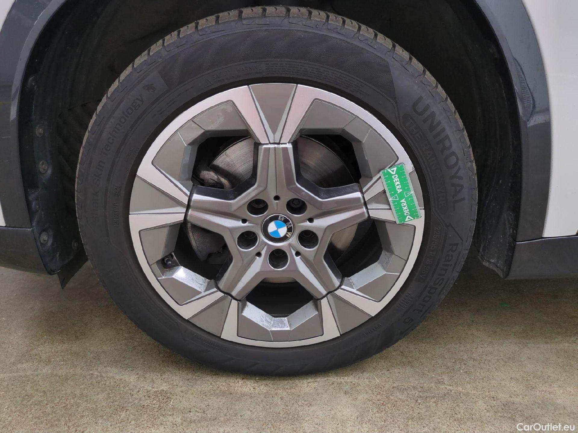  Bmw  X1 BMW  / 2022 / 5P / SUV sDrive18d xLine DKG7 #3