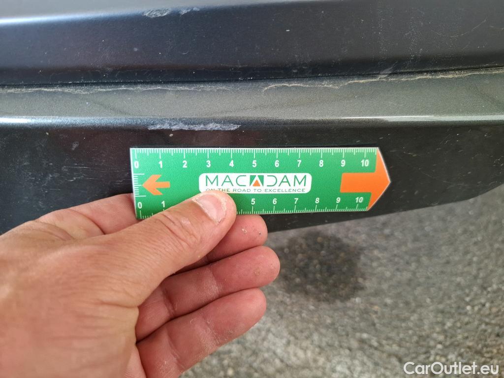  Hyundai   Ioniq Ioniq Executive Hybrid 1.6 GDI 140CV BVA6 E6dT #37