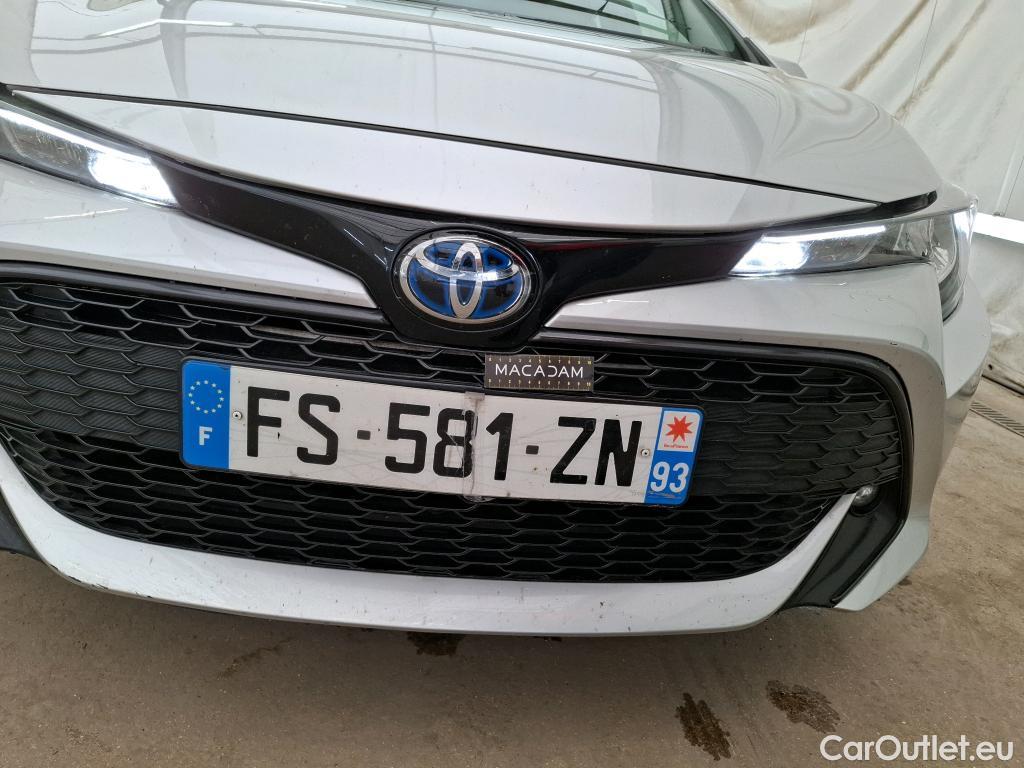  Toyota  Corolla TOYOTA  / 2018 / 5P / Berline Hybride 122h Dynamic Business Supp Lomb #63