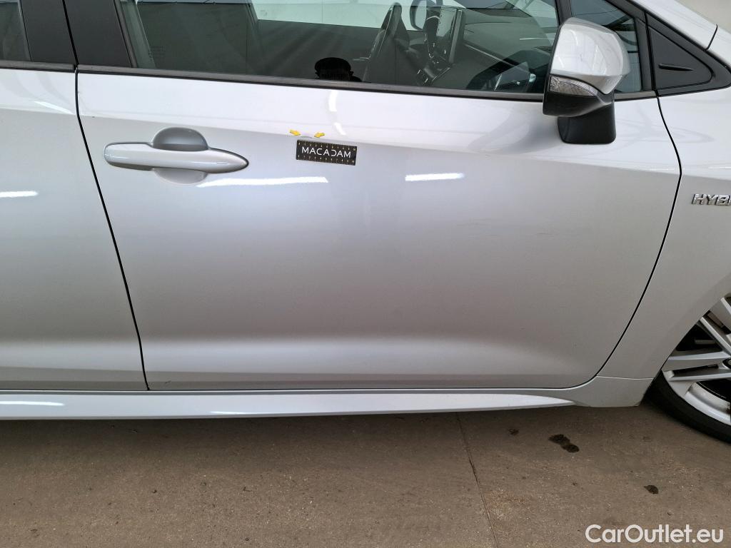  Toyota  Corolla TOYOTA  / 2018 / 5P / Berline Hybride 122h Dynamic Business Supp Lomb #78