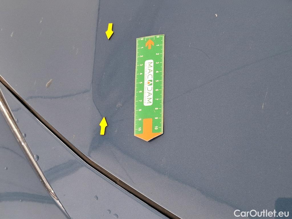  Toyota  Corolla TOYOTA  Touring Sports / 2018 / 5P / Break Hybride 122h Dynamic Business Supp Lomb #2