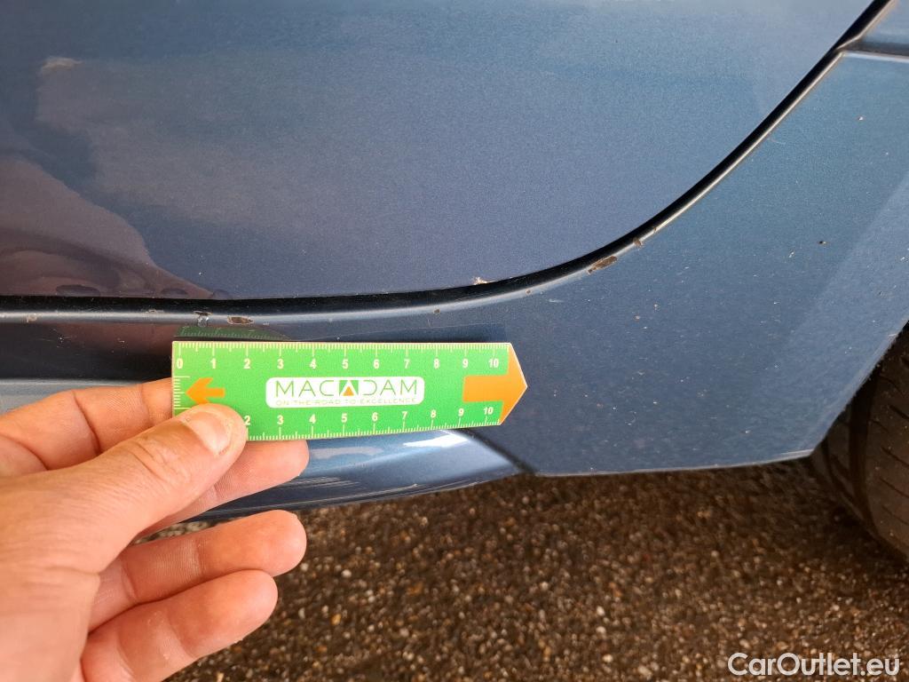  Toyota  Corolla TOYOTA  Touring Sports / 2018 / 5P / Break Hybride 122h Dynamic Business Supp Lomb #42