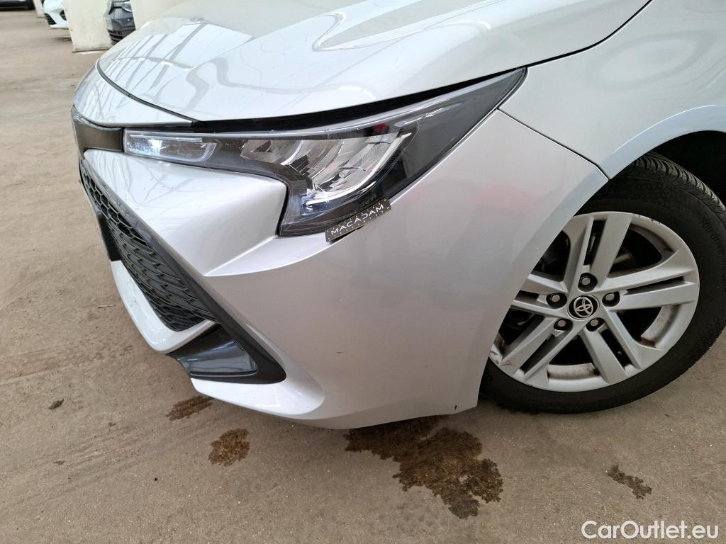  Toyota  Corolla TOYOTA  / 2018 / 5P / Berline Hybride 122h Dynamic Business Supp Lomb #68