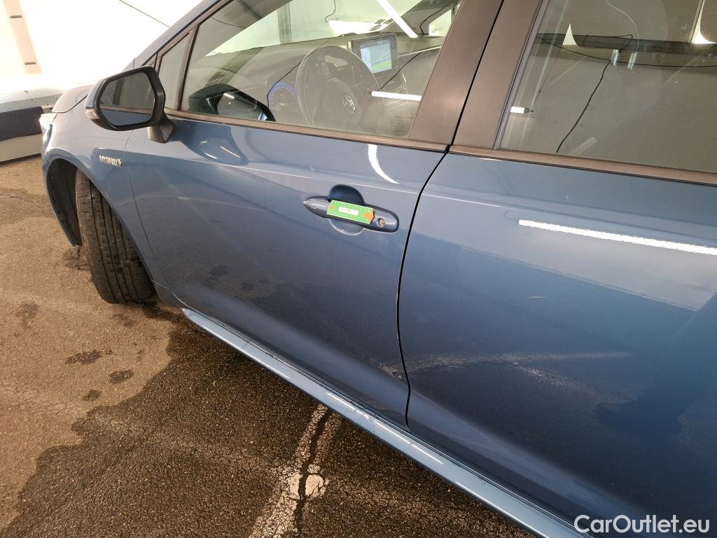  Toyota  Corolla TOYOTA  Touring Sports / 2018 / 5P / Break Hybride 122h Dynamic Business Supp Lomb #92