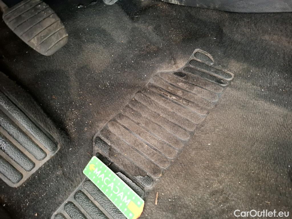  Renault  Clio RENAULT  Société VU 5p Berline Air dCi 75 - 18 #3