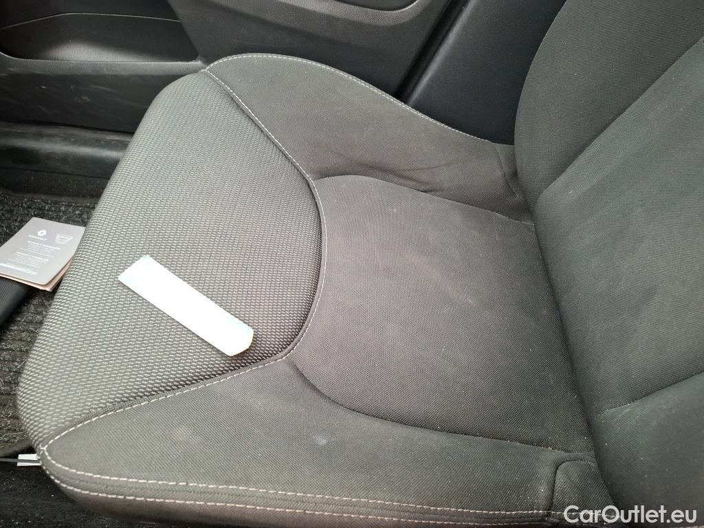  Renault  Clio RENAULT  Société VU 5p Berline Air dCi 75 - 18 #25