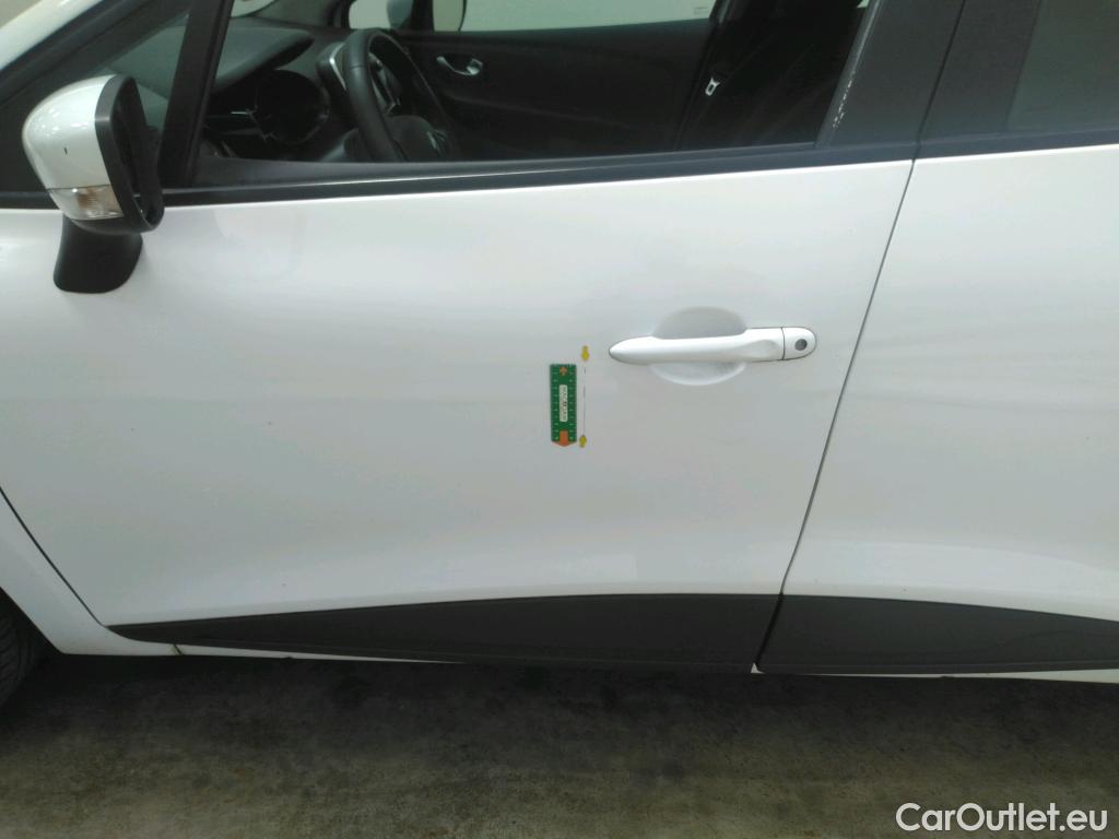  Renault  Clio  IV Air MediaNav 1.5 dCi 75CV BVM5 E6 #19