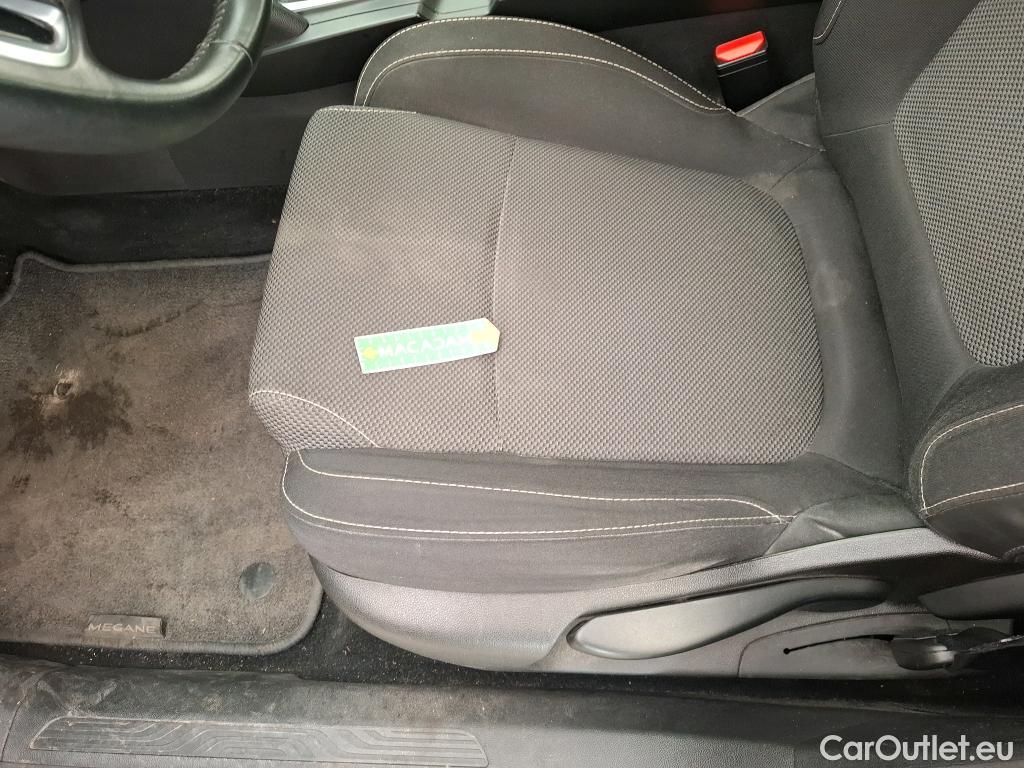  Renault  Megane  IV Berline 5pt. Société Air Nav 1.5 dCi 110CV BVM6 E6 #73