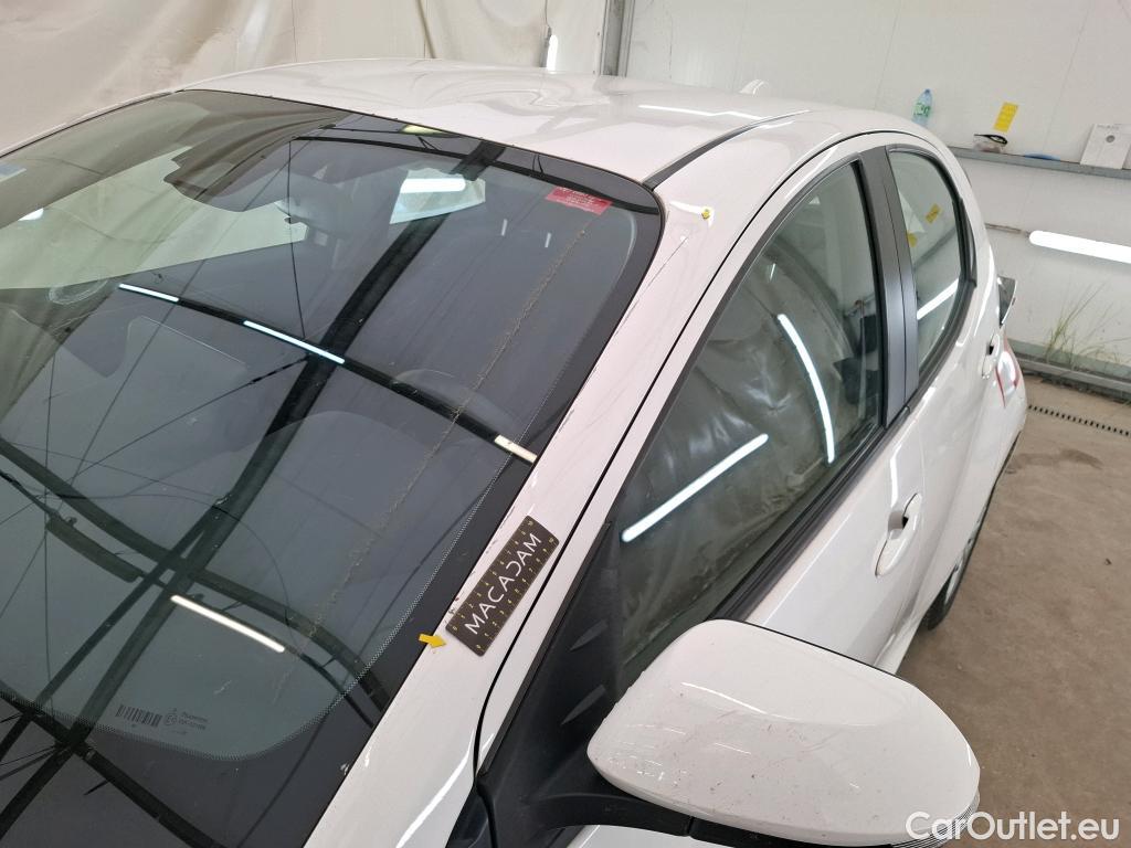  Toyota  Yaris  Hybride Affaires / 2019 / 5P / Berline / VU 1.5 Hybride 116h Dynamic Business  #19