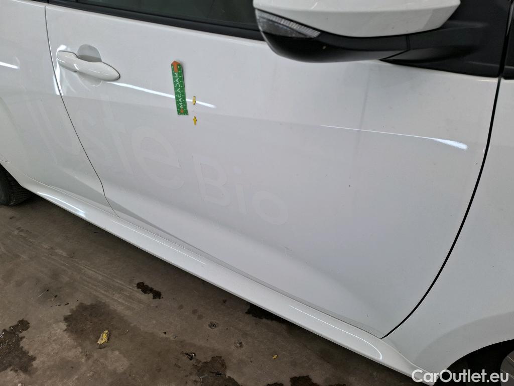  Toyota  Yaris  Hybride Affaires / 2019 / 5P / Berline 1.5 Hybride 116h Dynamic Business #21