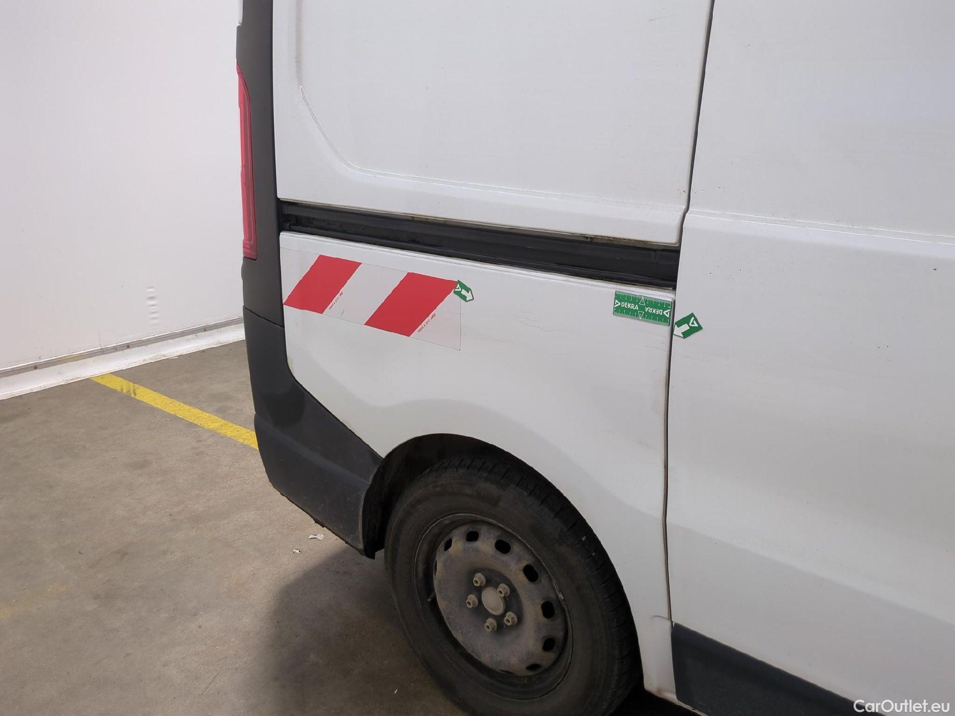  Renault  Trafic  Furgon Grand Confort L1H1 1200 1.6 dCi 125CV BVM6 E6 #33