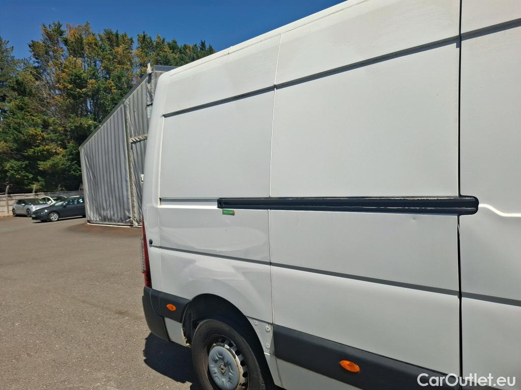  Renault  Master RENAULT  VU 4p Fourgon FG Cf Trac F3500 L3H2 dCi 125 #27