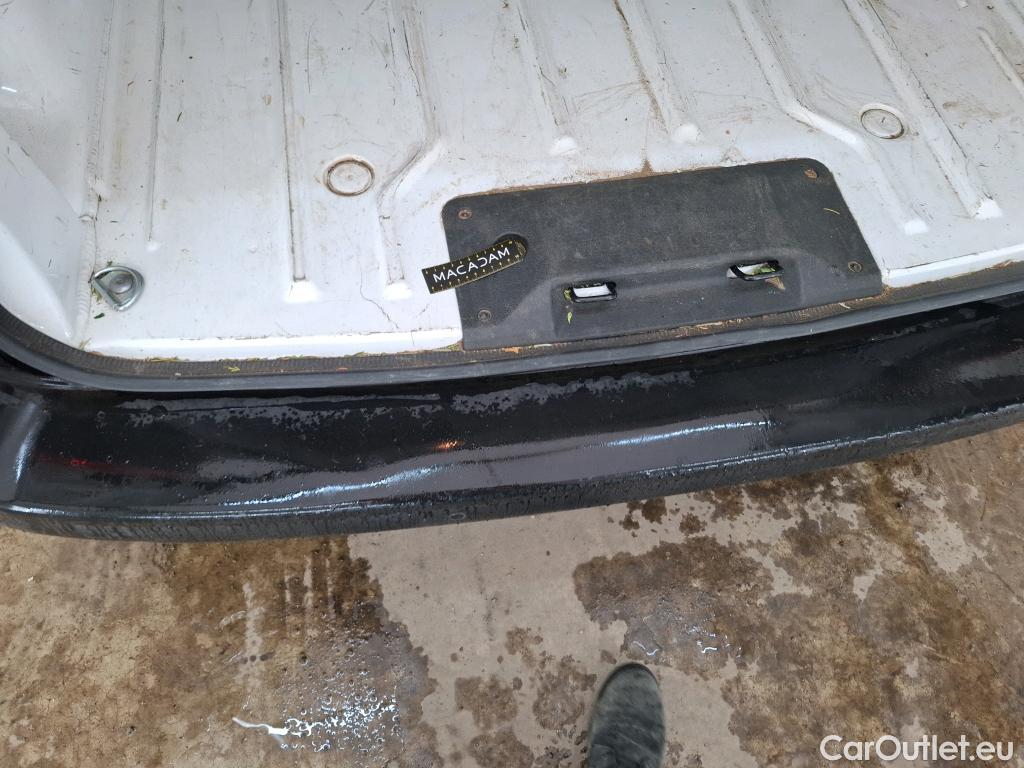  Peugeot  Expert  Fourgon Asphalt Standard 1.5 HDi 120CV BVM6 E6dT #9