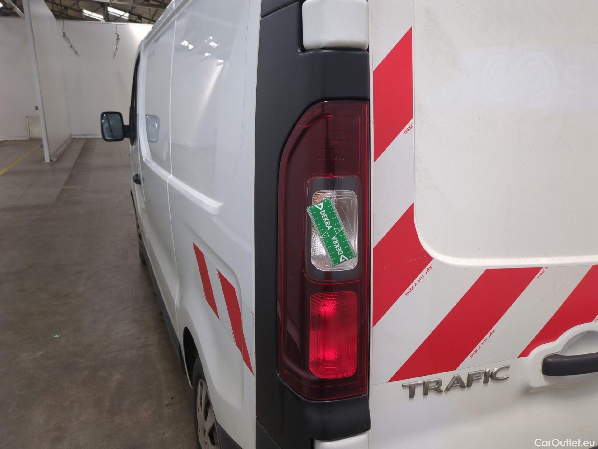  Renault  Trafic  Furgon Grand Confort L1H1 1200 1.6 dCi 125CV BVM6 E6 #27