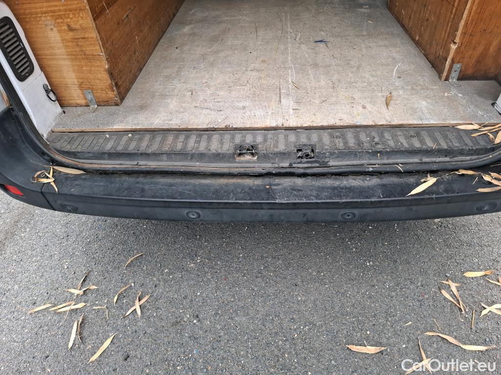  Renault  Master  III Fourgon L3H2 3 5 Grand Confort dCi 135CV BVM6 E6dT #29