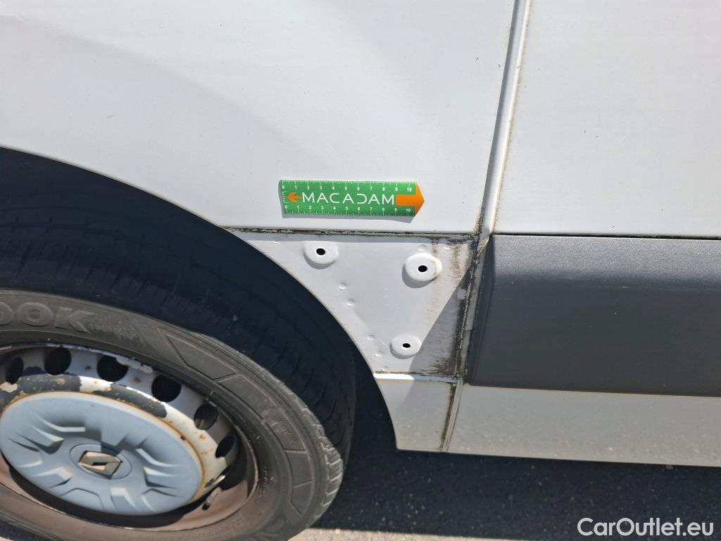  Renault  Master RENAULT  VU 4p Fourgon FG Cf Trac F3500 L3H2 dCi 125 #42