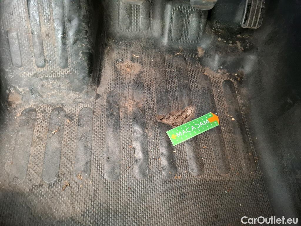  Renault  EXPRESS  Confort 1.3 TCe 100CV BVM6 E6d #8