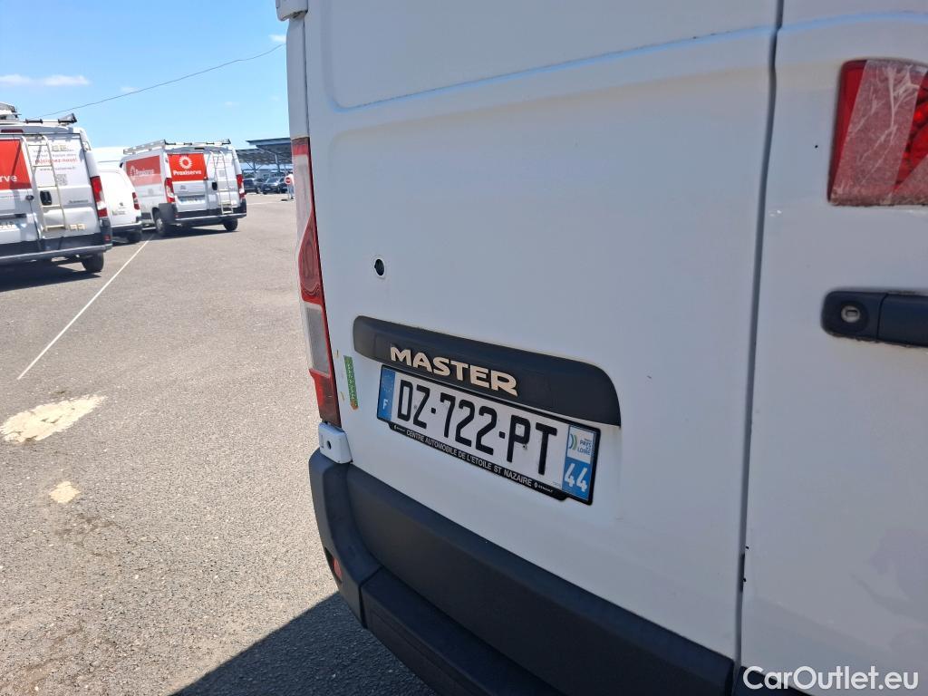  Renault  Master RENAULT  VU 4p Fourgon FG Cf Trac F3500 L3H2 dCi 125 #59