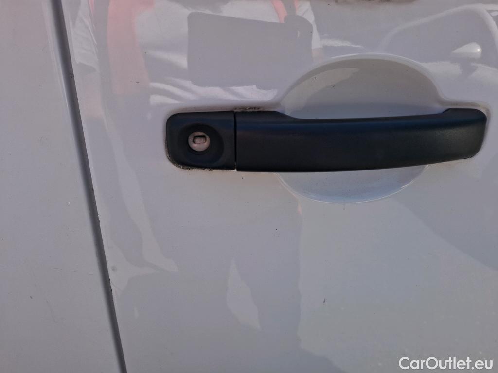  Renault  Master RENAULT  VU 4p Fourgon FG Cf Trac F3500 L3H2 dCi 125 #43
