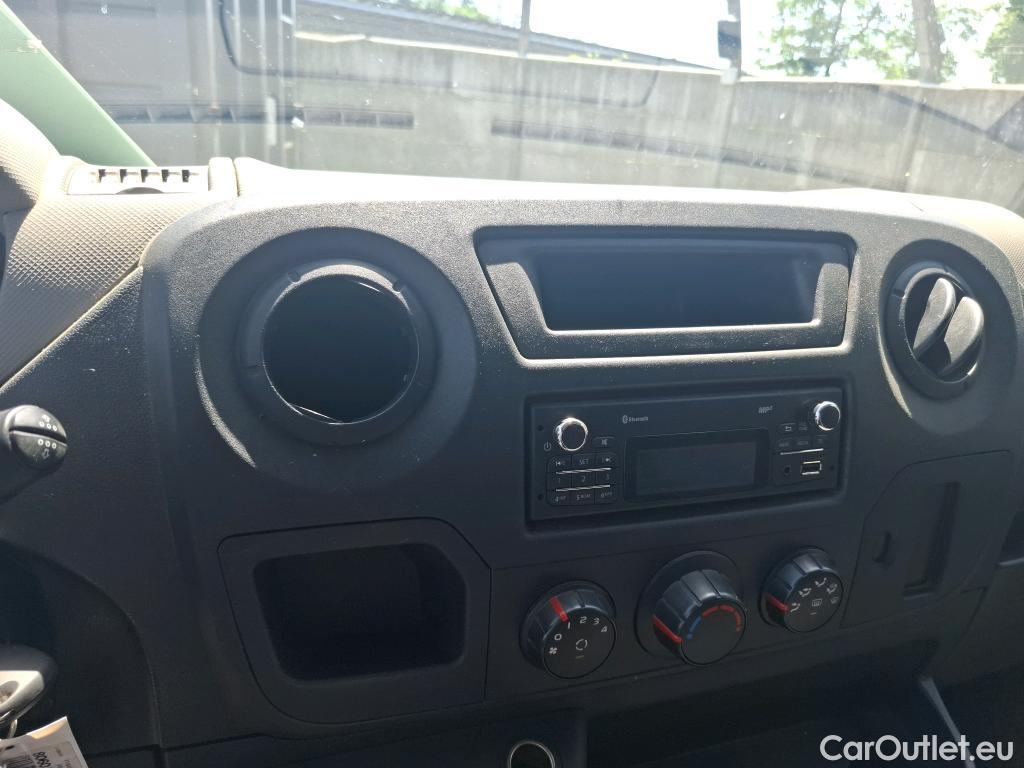  Renault  Master RENAULT  VU 4p Fourgon FG Cf Trac F3500 L3H2 dCi 125 #68