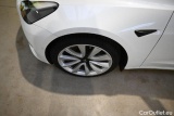  Tesla  Model 3 TESLA  Langstreckenbatt. Allradantrieb Dual Motor 4d 366kW #65