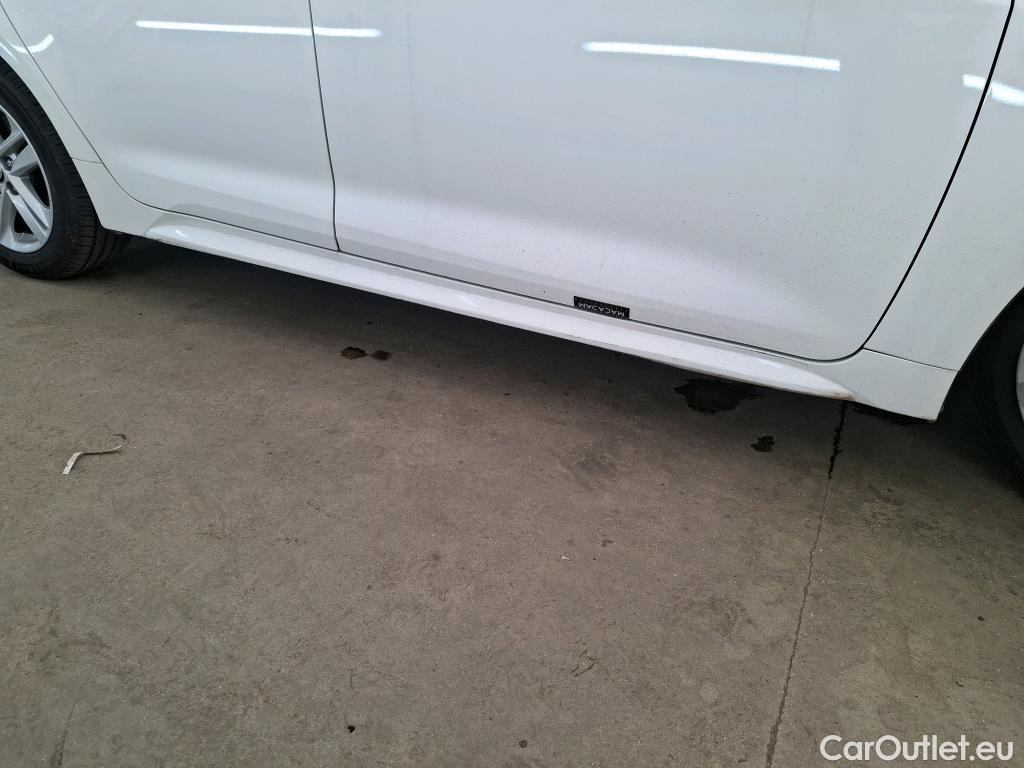  Toyota  Corolla TOYOTA  Touring Sports / 2018 / 5P / Break Hybride 122h Dynamic Business Stage Acad #9