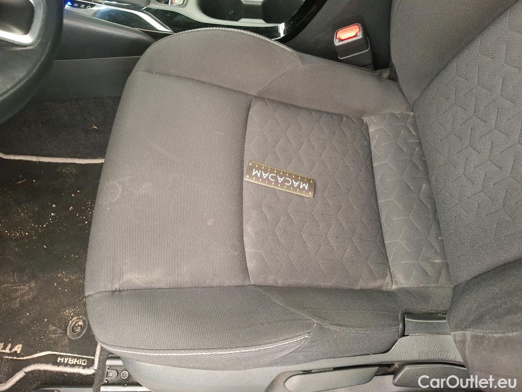  Toyota  Corolla TOYOTA  Touring Sports / 2018 / 5P / Break Hybride 122h Dynamic Business Stage Acad #45