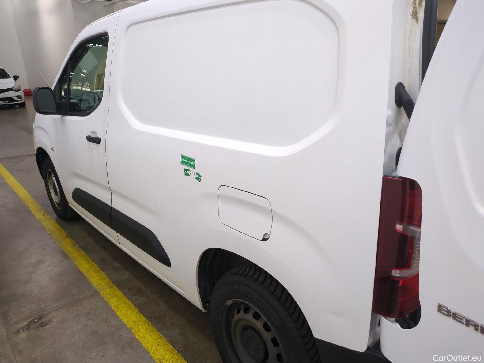  Citroen  Berlingo  Fourgon Club M 650 1.5 BlueHDi 75CV BVM5 E6dT #24