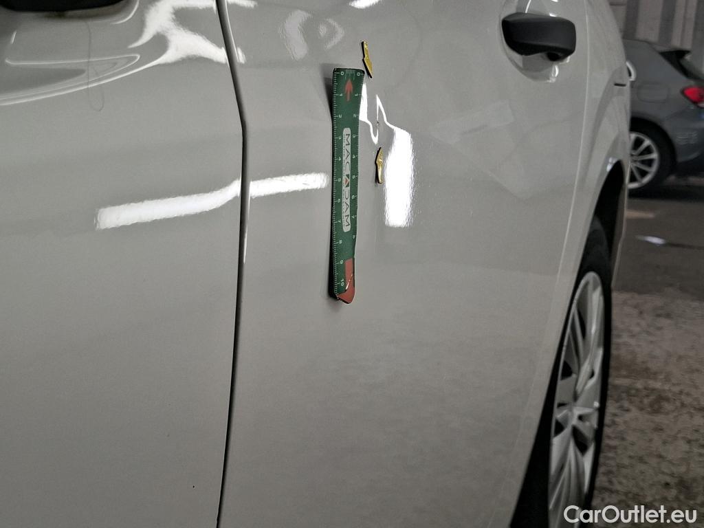  Peugeot  208  Premium 1.5 HDi 100CV BVM6 E6d #4