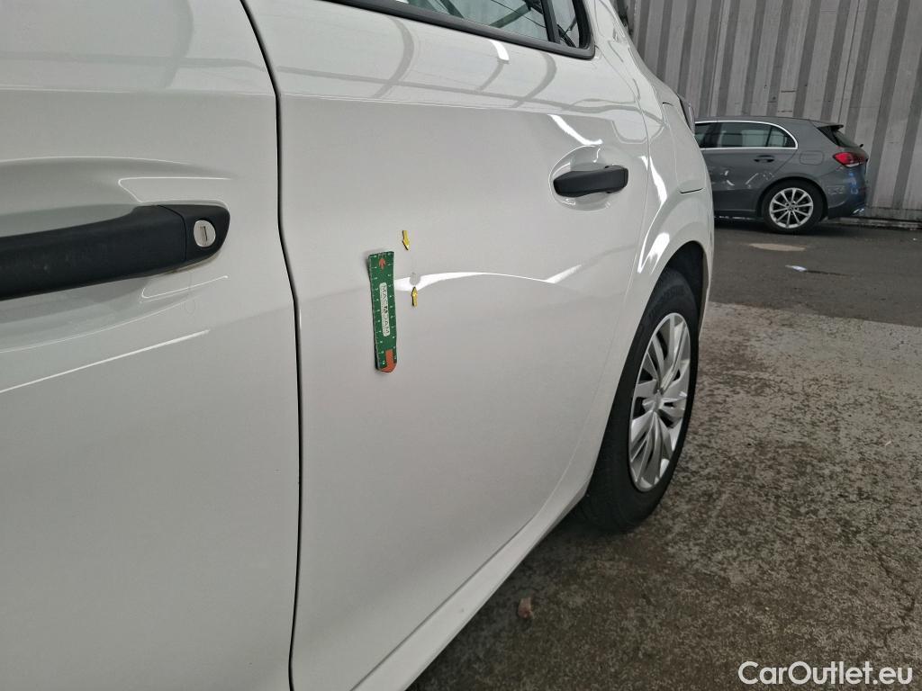  Peugeot  208  Premium 1.5 HDi 100CV BVM6 E6d #3