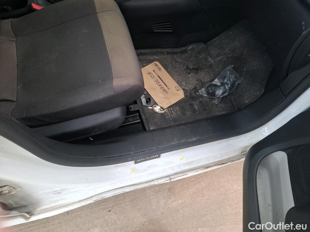  Citroen  C3  Société Feel 1.5 BlueHDI 100CV BVM5 E6dT #10