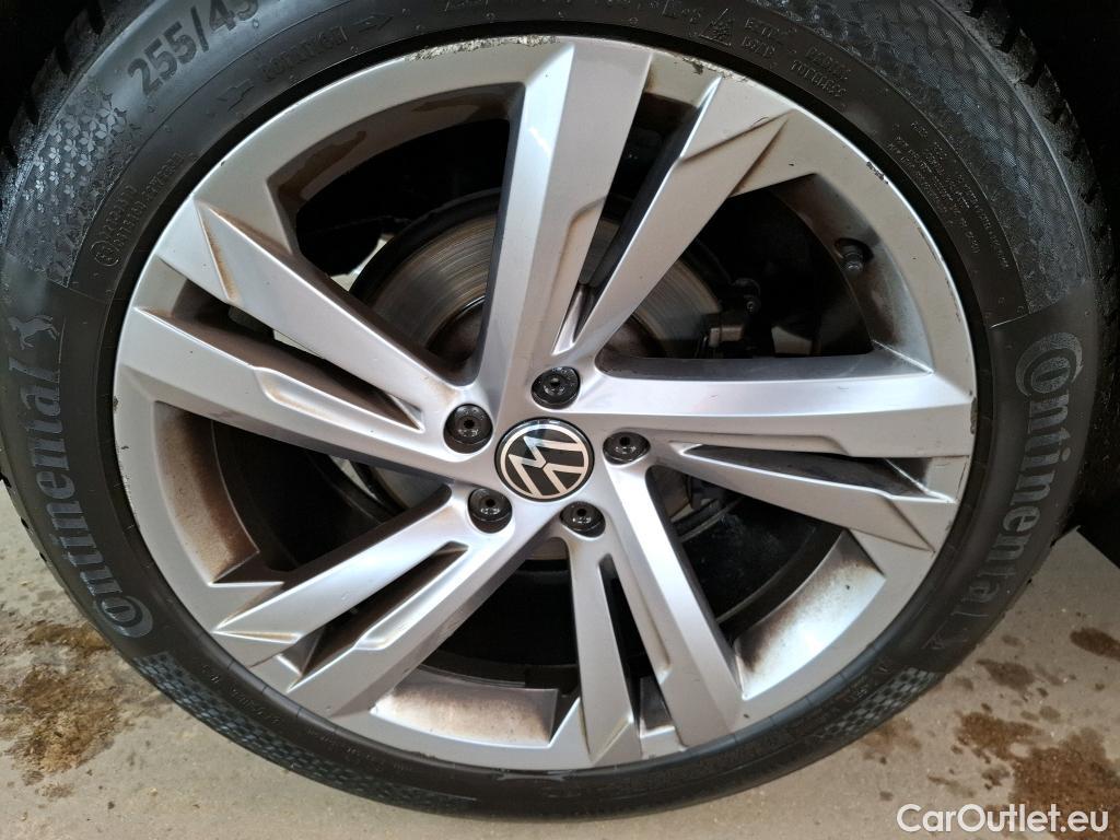  Volkswagen  Tiguan VOLKSWAGEN  / 2020 / 5P / SUV 2.0 TDI 150 DSG7 R-Line Exclusive #21