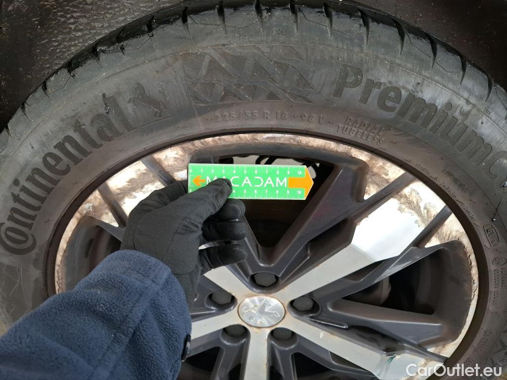  Peugeot  3008  Allure Business 1.2 PureTech 130CV BVA8 E6dT #27