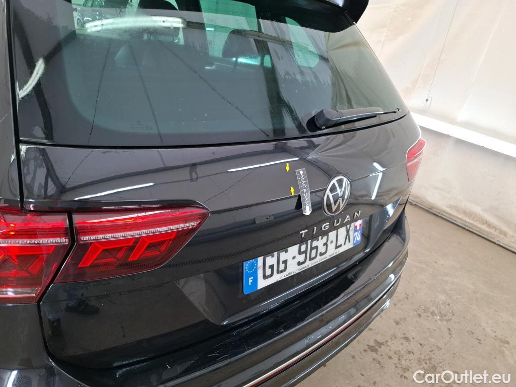  Volkswagen  Tiguan VOLKSWAGEN  / 2020 / 5P / SUV 2.0 TDI 150 DSG7 R-Line Exclusive #35