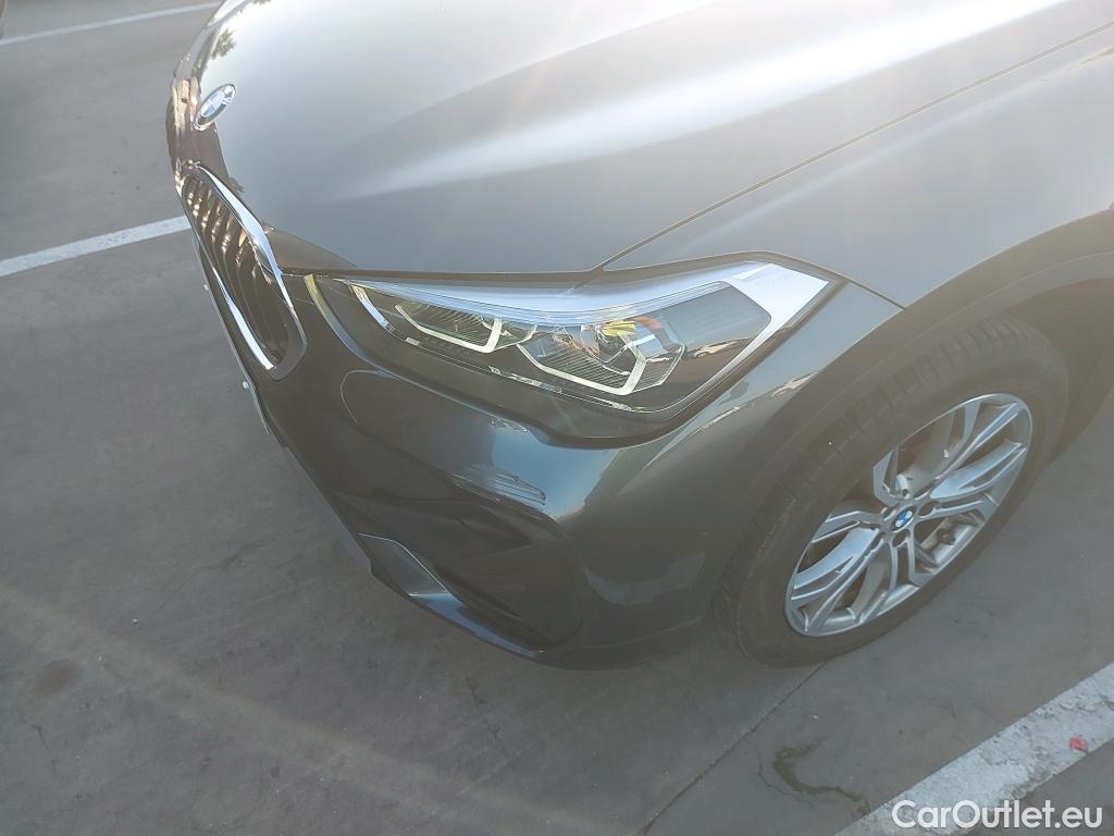  Bmw  X1 BMW  sDrive18iA #11