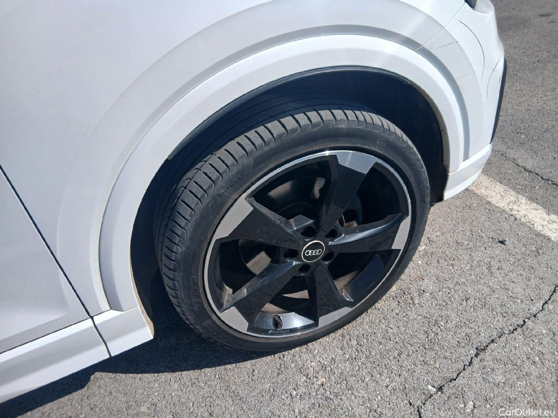  Audi  Q2 AUDI  / 5P / Black Line 30 TDI 116 CV #29