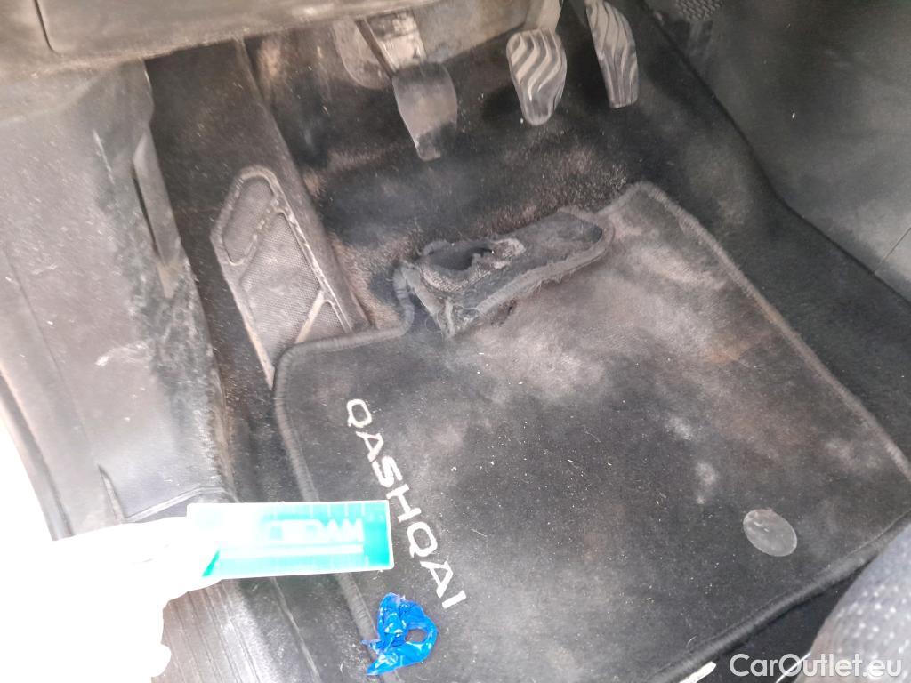  Nissan  Qashqai NISSAN  / 2021 / 5P / todoterreno DIG-T 103kW (140CV) mHEV 4x2 Acenta #35