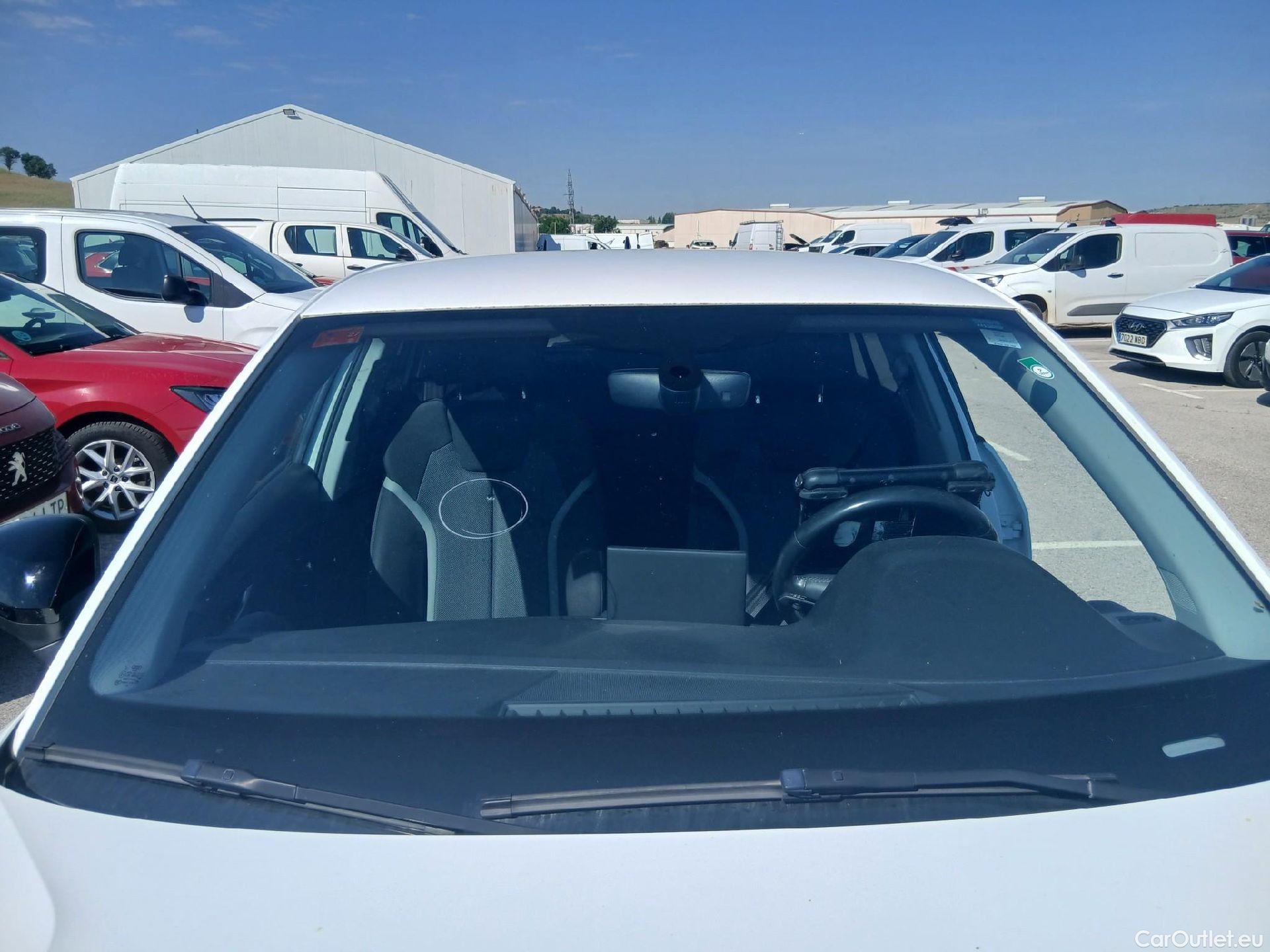  Audi  Q2 AUDI  / 5P / Black Line 30 TDI 116 CV #7